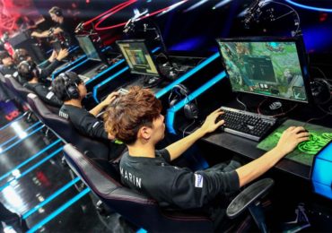 best left handed gaming mouse