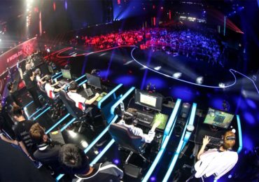 wireless or wired mouse